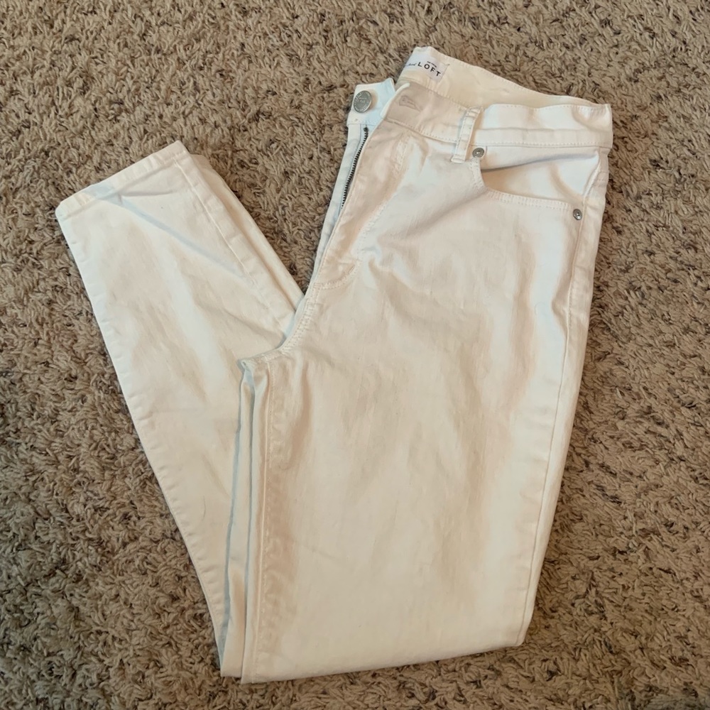 LOFT Modern High Waist Skinny Ankle Jeans. Size 29